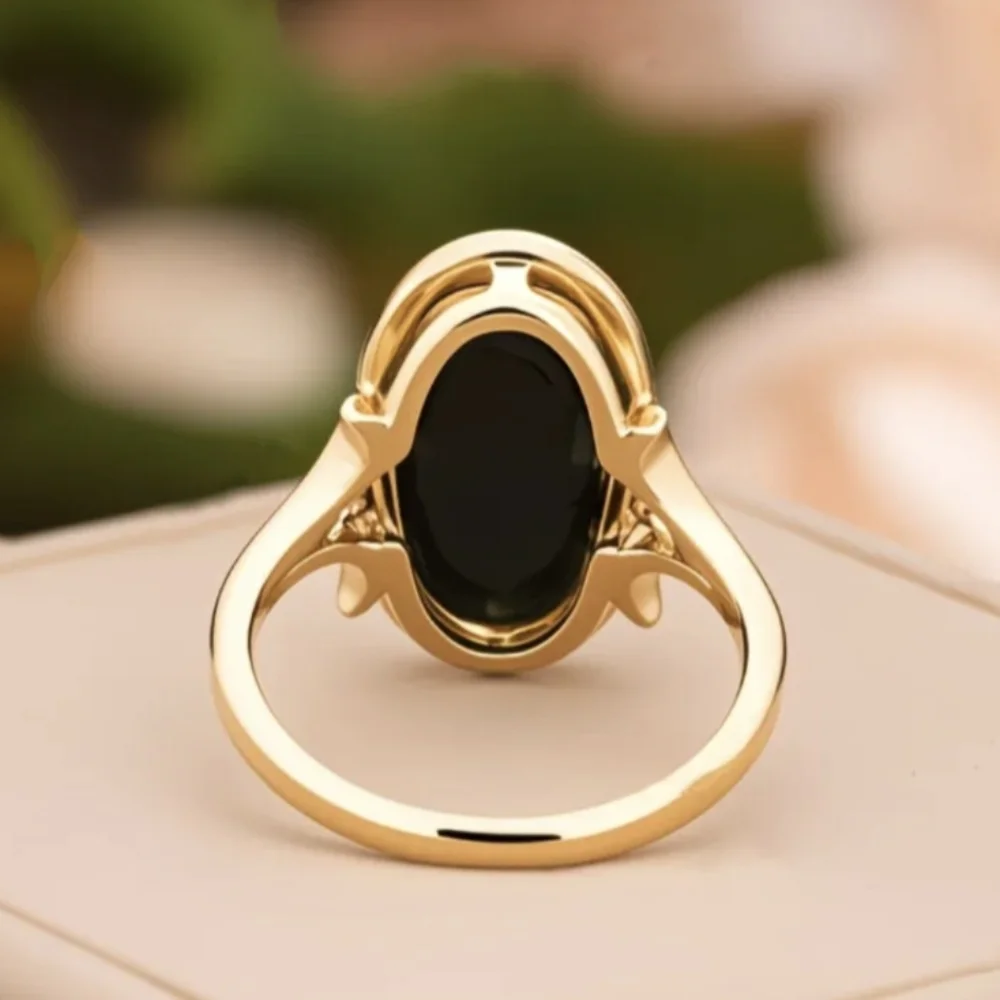 Elegant Oval Black Onyx Yellow Gold Ring Size 6.0 NWT